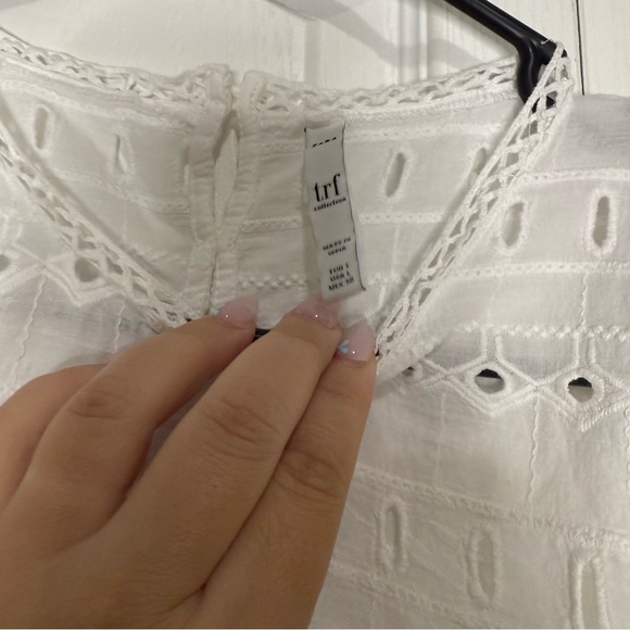 ZARA TRF Elegant White Lace Women's Blouse - Picture 3 of 5